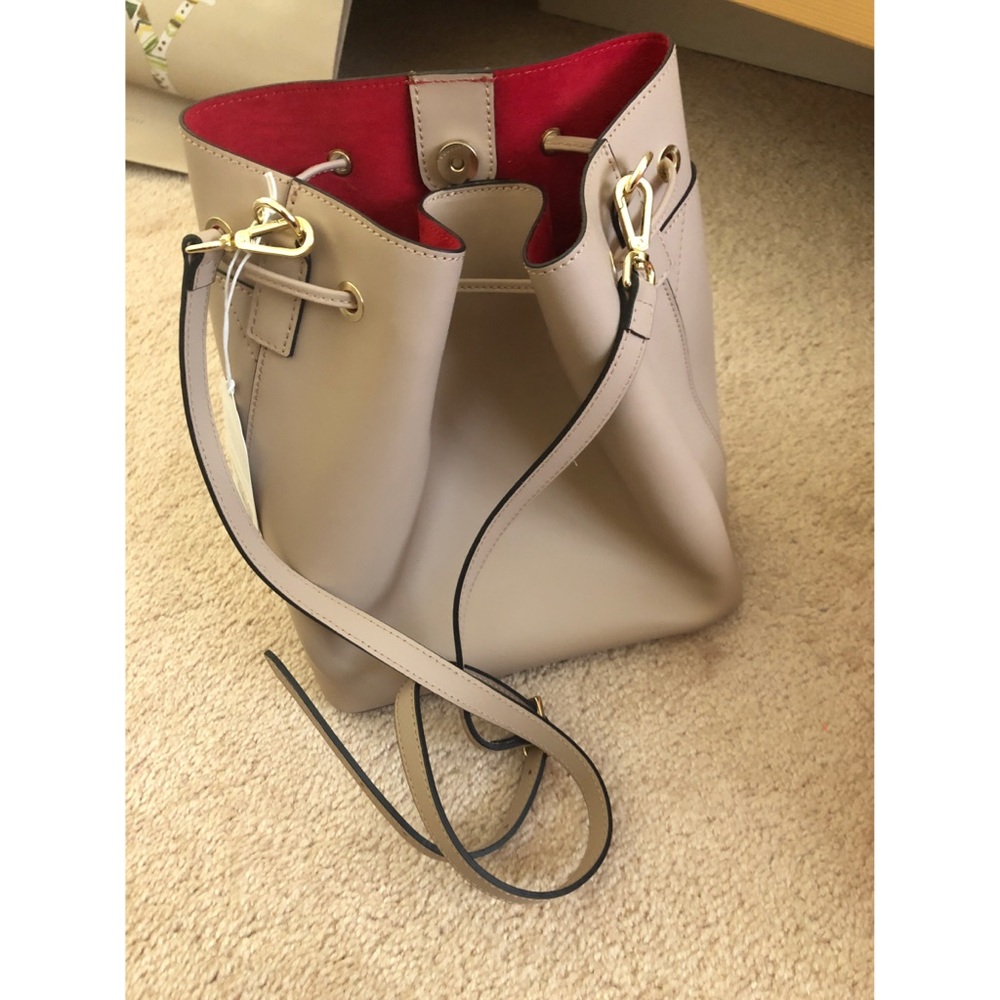 Brand new Camelia ROMA Bucket Bag